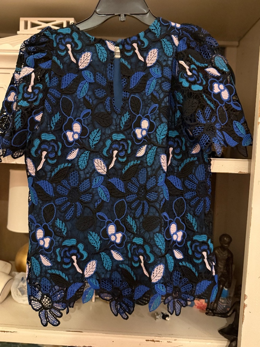 Abbey Glass Small S Marty top blue black floral lace - Picture 6 of 6